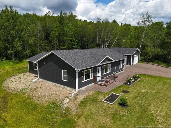 289 Upper Durham Rd, Saint Marys, NB E6C 1A8