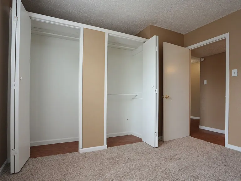 Albion Apartments — Photo 14