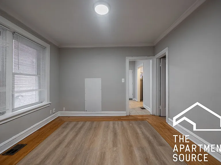6309 N Oakley Ave #2 — Photo 3