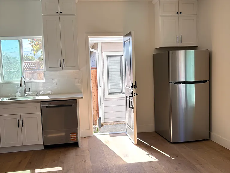 4640 Wheeler Dr #1 — Photo 2