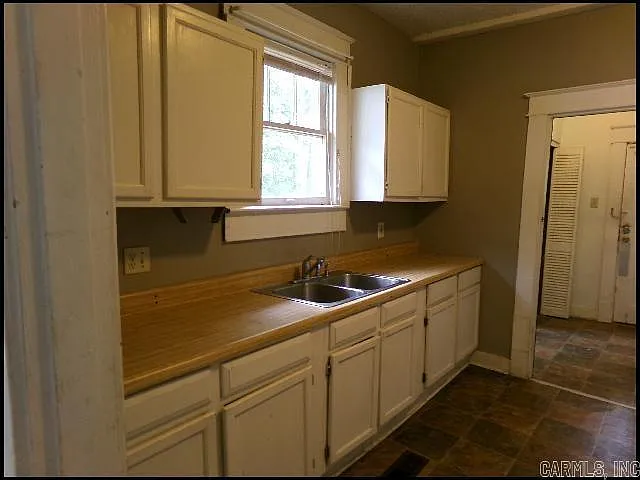 1515 Wolfe St — Photo 9