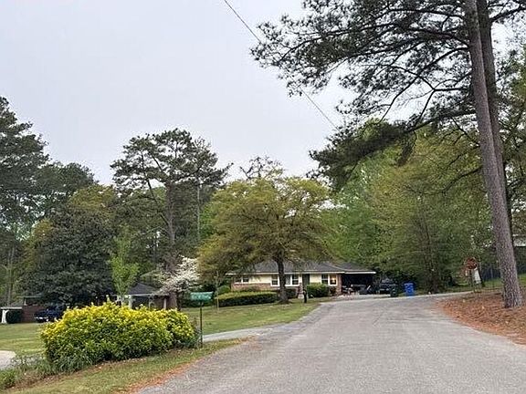 4th image of 1710 Oriole Rd