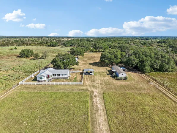 4151 Unger Rd, Smithville, TX 78957