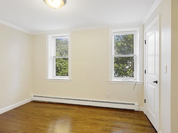 4th image of 288 Revere St #2R
