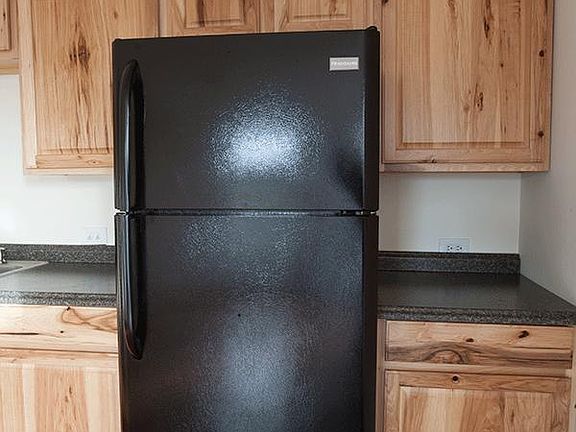 4th image of 578 State Highway 11b APT 14