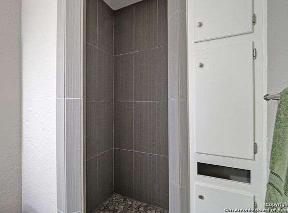5th image of 13607 Larkbrook St