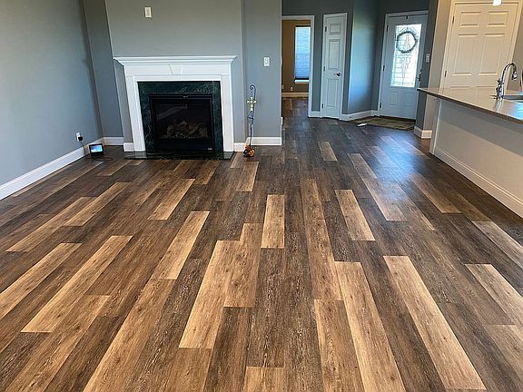 5th image of 2446 Jane Cir