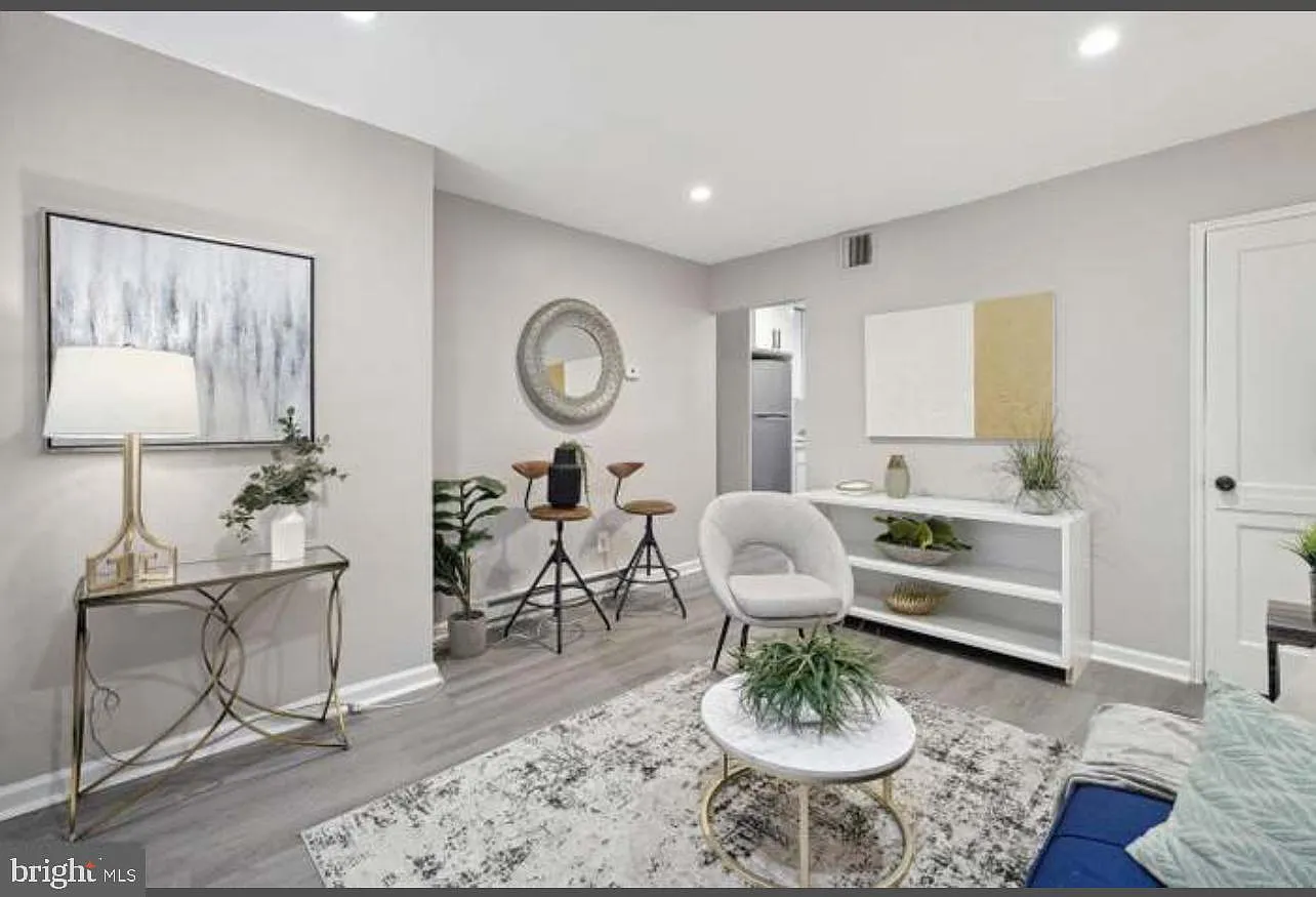 1 bed, 1.0 bath, 650 sqft, $1,750 — Photo 1