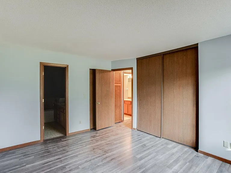 3584 Blue Jay Way #101 — Photo 9