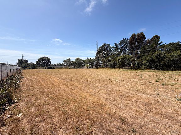 5th image of 8660 Windsor Road