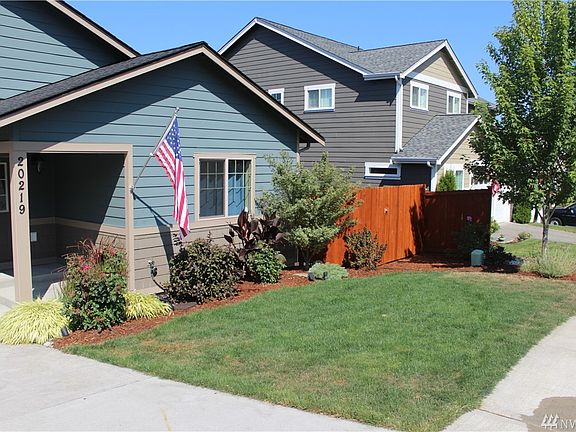 3rd image of 20219 Hogue Pl NE