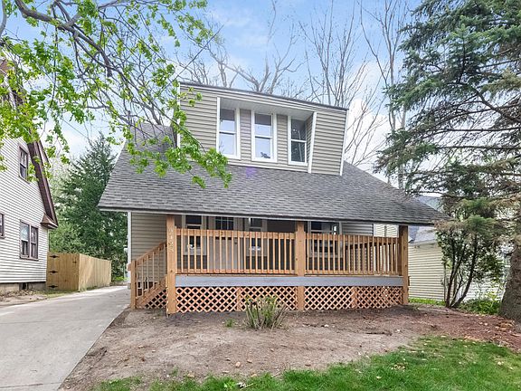 2nd image of 2428 Horton Ave SE