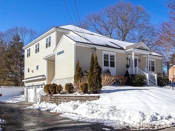 2nd image of 107 Willow St