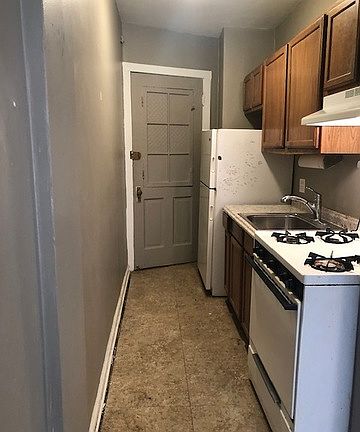 3rd image of 1072 W Thorndale Ave APT 2l