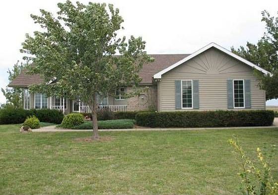1st image of 1725 Cottonwood Dr