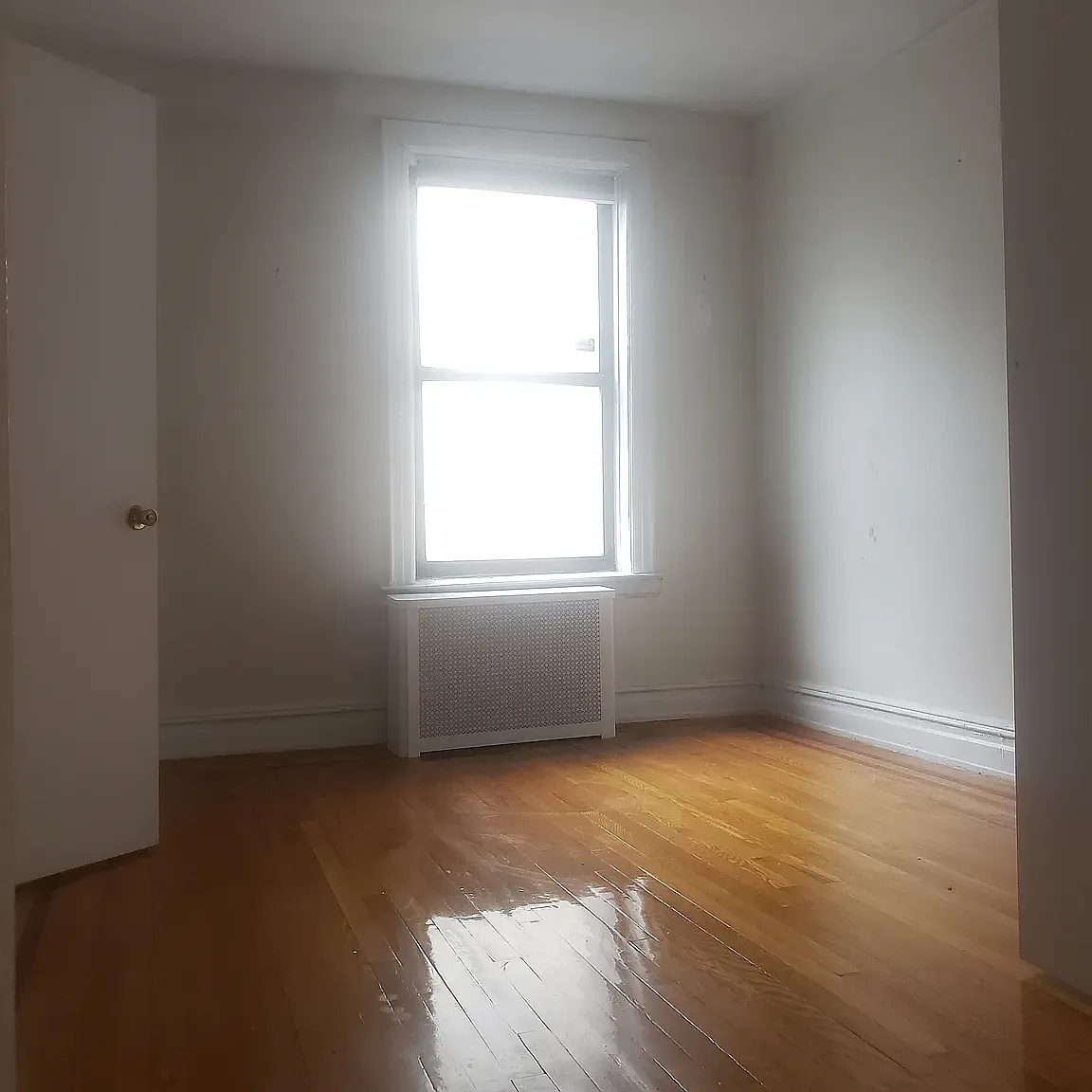 1200 Lexington Avenue — Photo 3