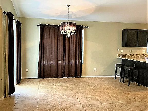4th image of 15009 N 133rd Ln