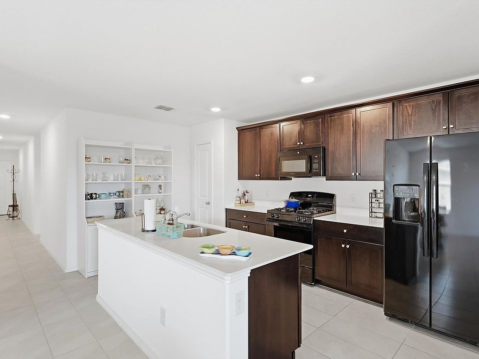 1st image of 8604 Mount Evans Ct