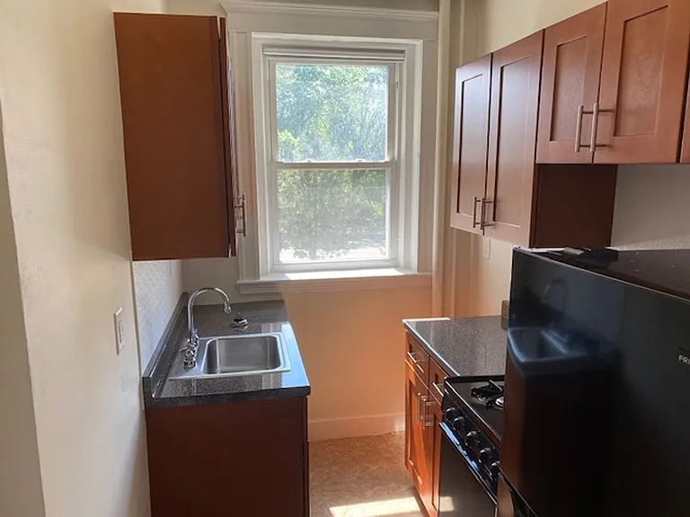 16-1167 Boylston St #16 — Photo 10