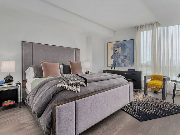 1000 South Capitol Unit Bedroom