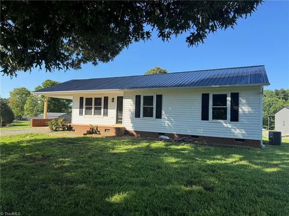272 Shepps Boat Dock Rd, Lexington, NC 27292