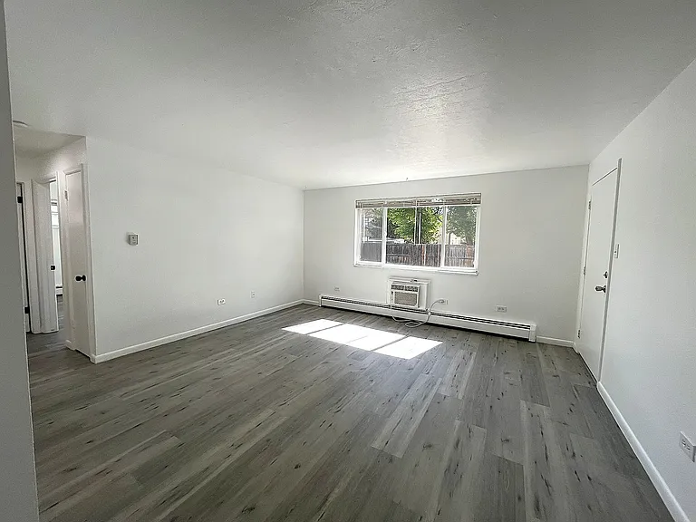 Oak North Apartments — Photo 49