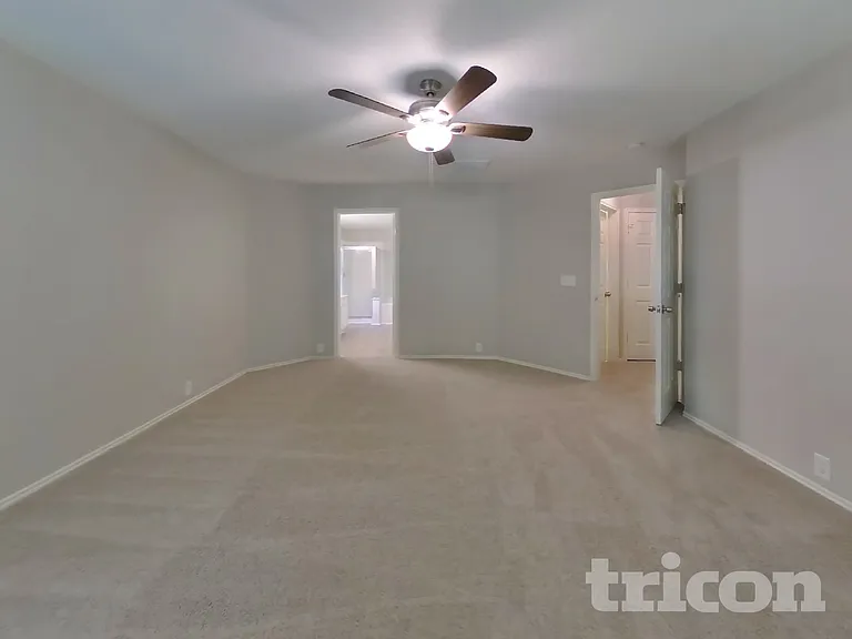18810 Woodbreeze Dr — Photo 7