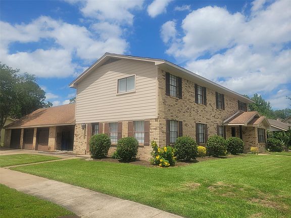 2nd image of 4203 Shady Springs Dr