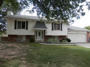 1804 N Leonard Rd, Saint Joseph, MO 64506