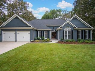 5997 Wellington Ave, Gainesville, GA