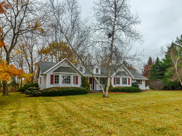 2647 Orth Rd, Belvidere, IL 61008