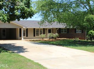 6 Oakdale Dr, Cartersville, GA 30120