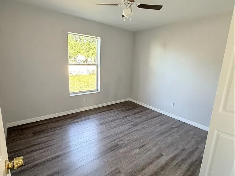 814 Gerald Ave — Photo 9
