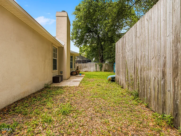 855 Mande Ct — Photo 46