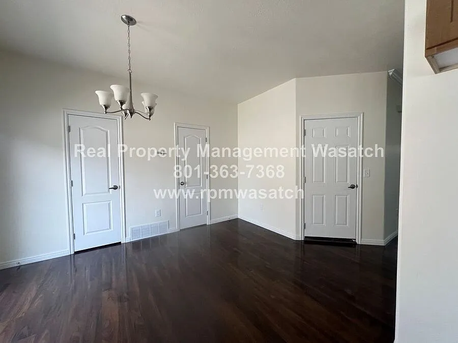 Come See This Beautiful, Recently Remodeled 3 Bedroom, 2.5 Bathroom Draper Town Home With Half Of... — Photo 3