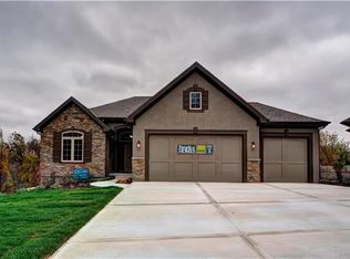 6845 Myrtle Ct, Gladstone, MO 64119