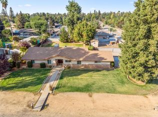 41195 Grove Pl, Madera, CA 93636