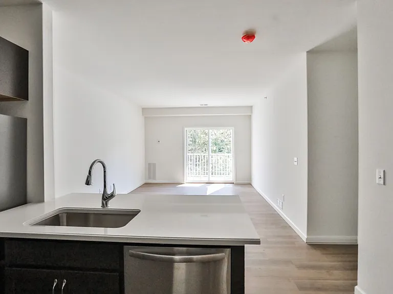30 Pine Lane Apartments — Photo 5