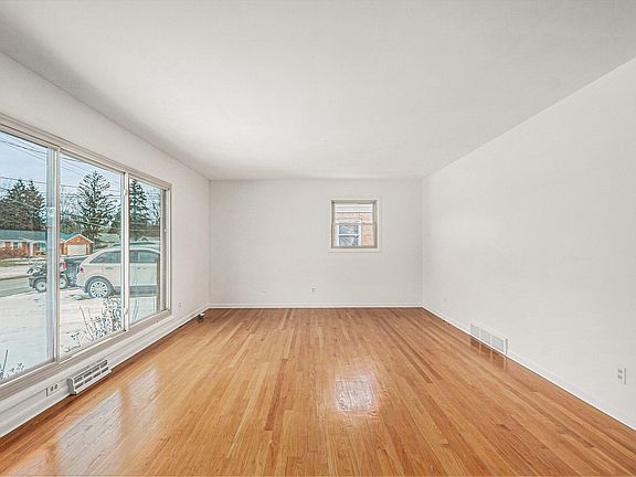 4th image of 1668 Bridle Creek St SE