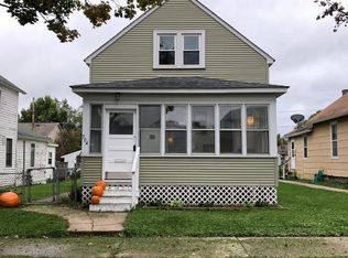 704 Armstrong Ave, Saint Paul, MN 55102