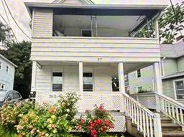 37 Cherry St, Johnson City, NY 13790