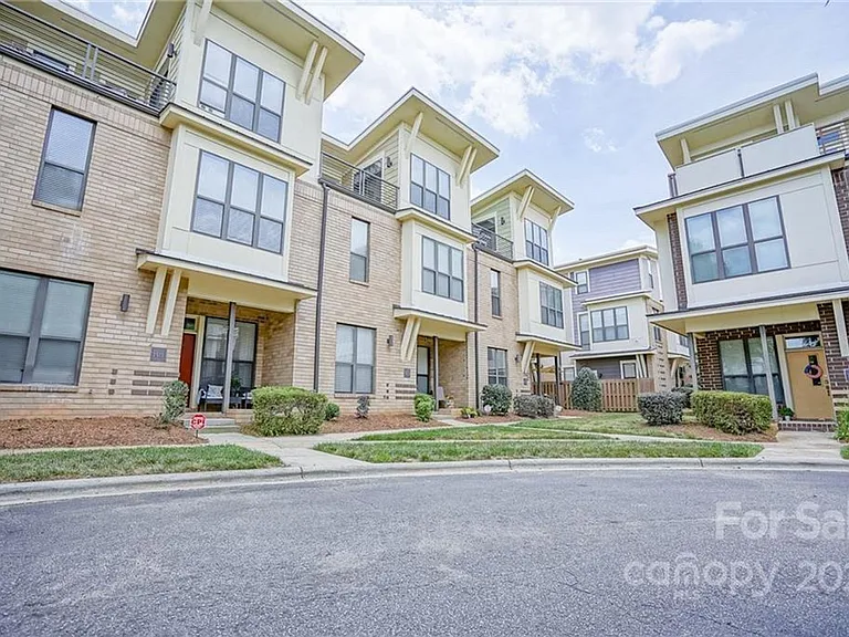 3427 Steel Yard Ct — Photo 5