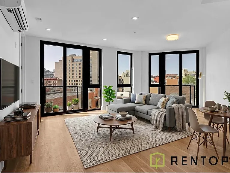 5 Withers St #4D — Photo 1