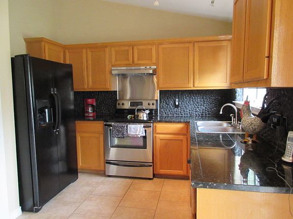 3rd image of 21830 Ticonderoga Ave