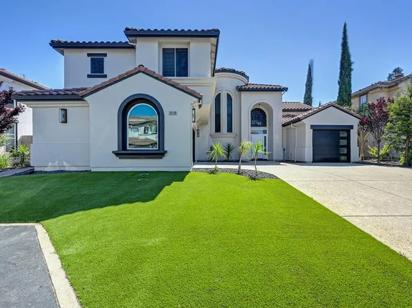 2110 Blackheath Ln, Roseville, CA 95678