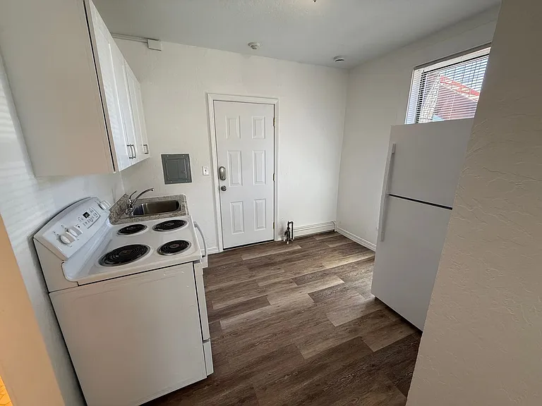 Natalie Apartments! — Photo 8