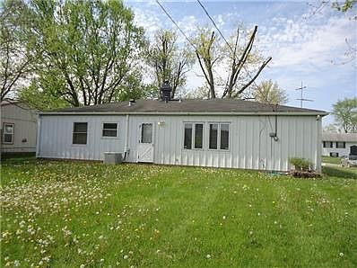 2nd image of 3663 Decamp Dr