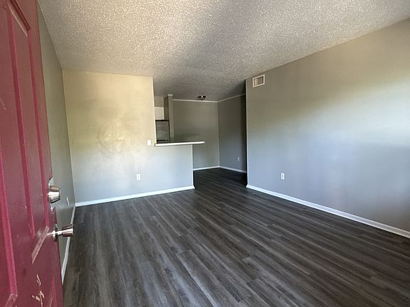 2nd image of 3801 Magnolia St #11575672