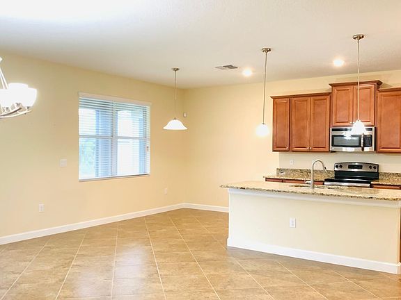 4th image of 5332 Cortland Dr