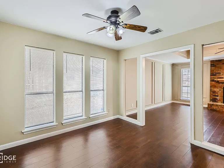 2514 Amy Ave — Photo 9